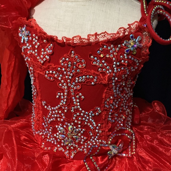 New red pageant dress - Picture 5 of 6